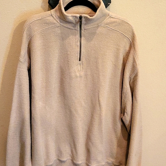 Tommy Bahama sweater half zip - Picture 1 of 3